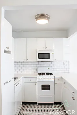 Rented by Mirador Real Estate | media 16