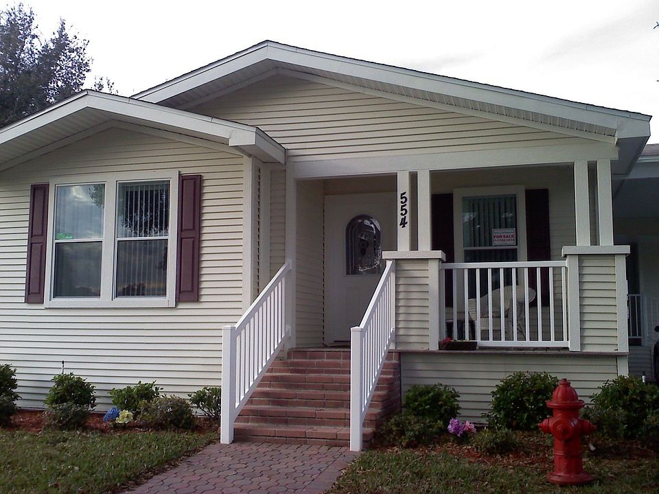 1st image of 554 Oak Island Cir
