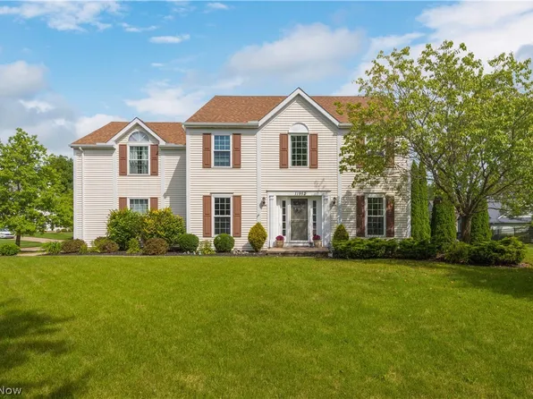 11952 Greyfriars Cir, North Royalton, OH 44133
