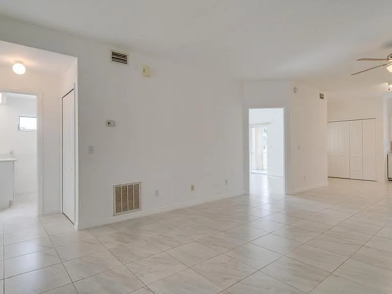 5612 Rose Garden Rd #104 — Photo 11