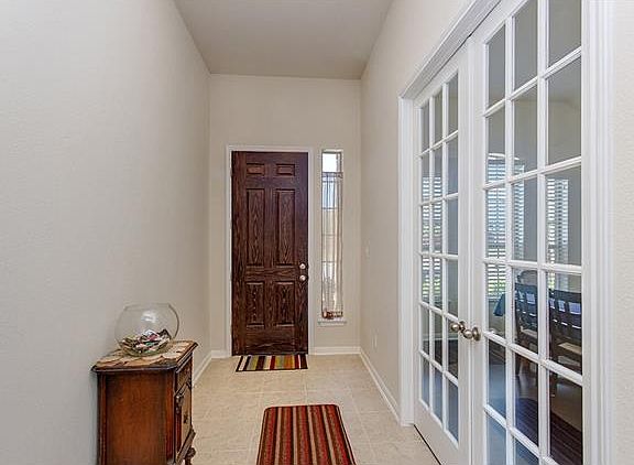 4th image of 2713 Coral Valley Dr