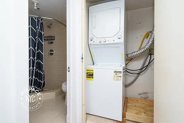 Rented by MySpaceNYC | media 36