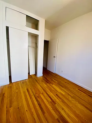 Rented by Bond New York | media 20