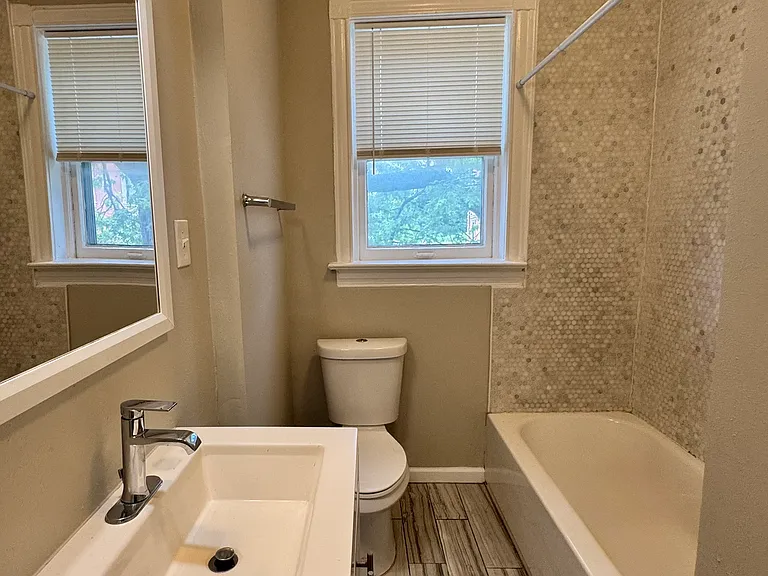 2334 Tower Grove Ave #1E — Photo 6