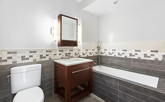 Rented by Compass | media 9