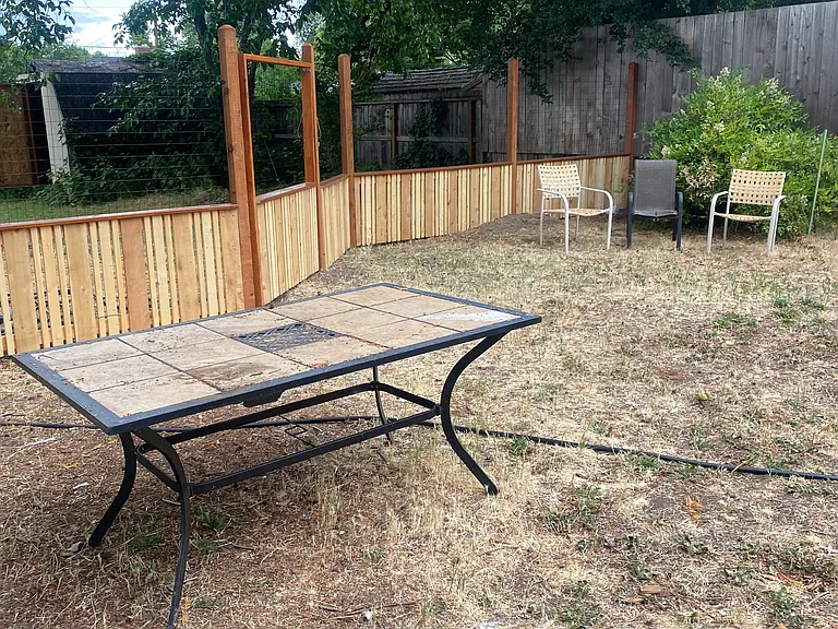 1042 Winchester Ave — Photo 31