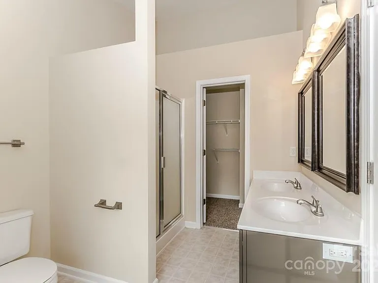 8805 Gerren Ct — Photo 19