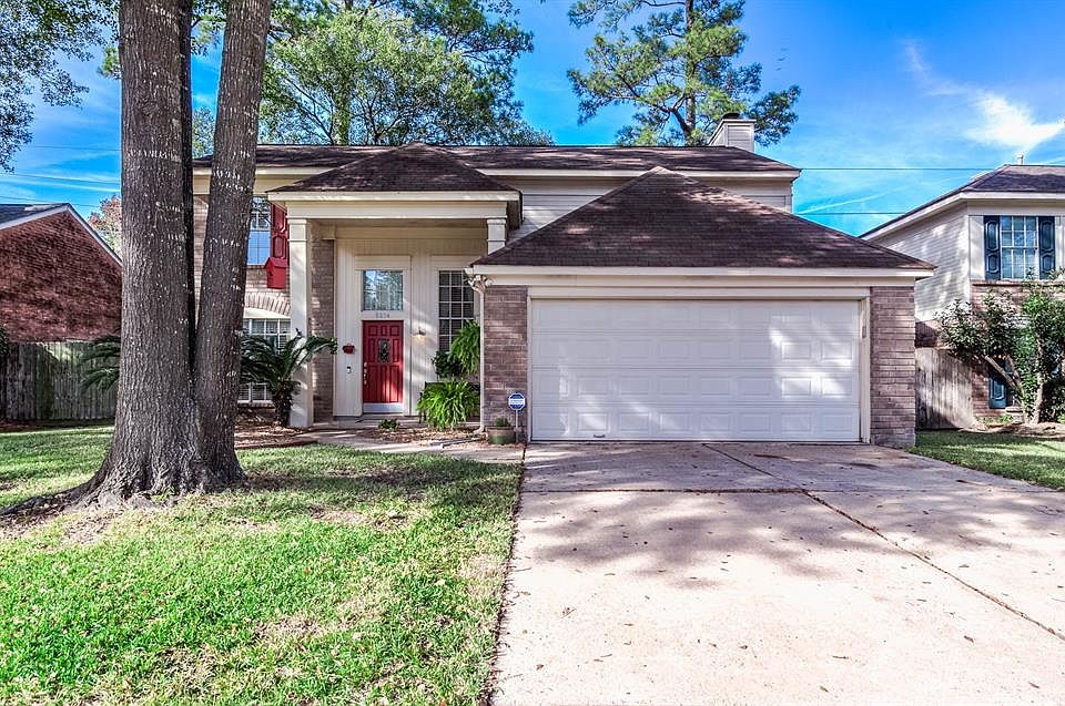 Welcome home to 8834 Sunny Point Drive!