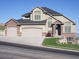288 E Eagleridge Dr, North Salt Lake, UT 84054