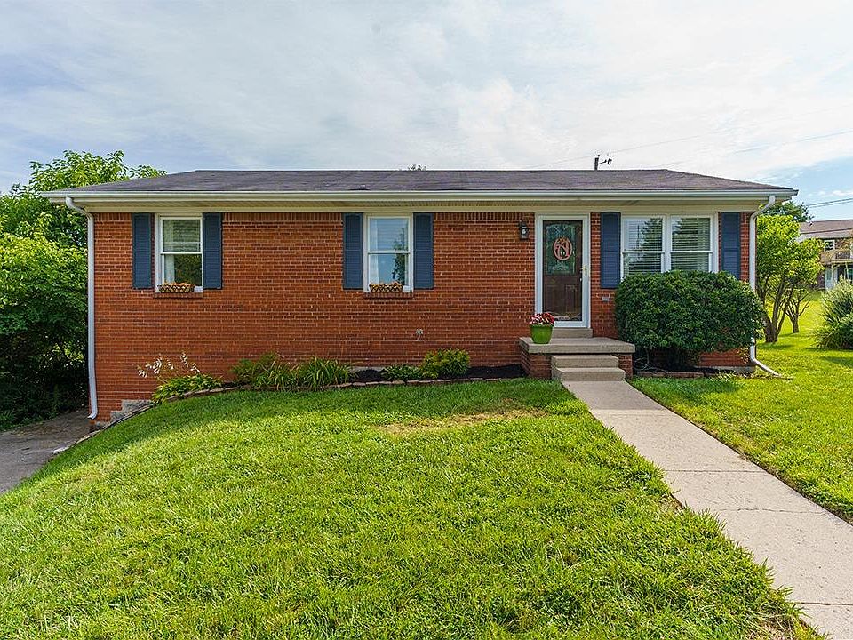 1st image of 120 Anderson Ct