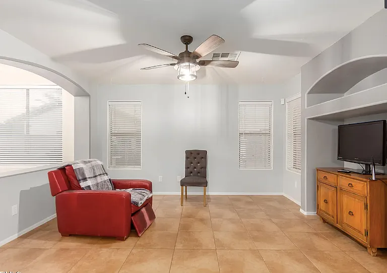 12703 W Milton Dr — Photo 3