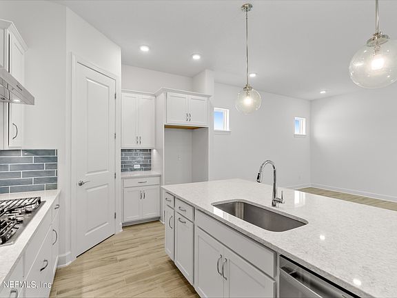 4th image of 153 CAIDEN Drive