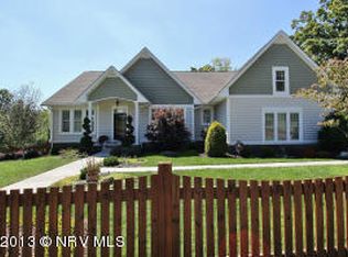 1125 Cassatt Ln, Christiansburg, VA