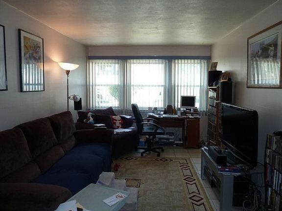 5th image of 22403 59th Ave