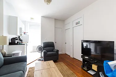 Sold by Lizmar Asset Management LLC