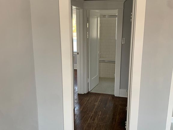 3rd image of 1401 N Alvarado St