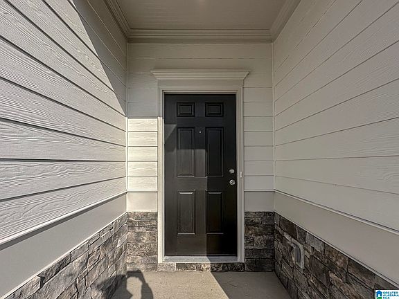 3rd image of 3199 Ponderosa Pkwy