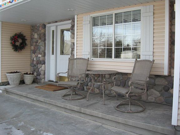 2nd image of 2493 Granite Way