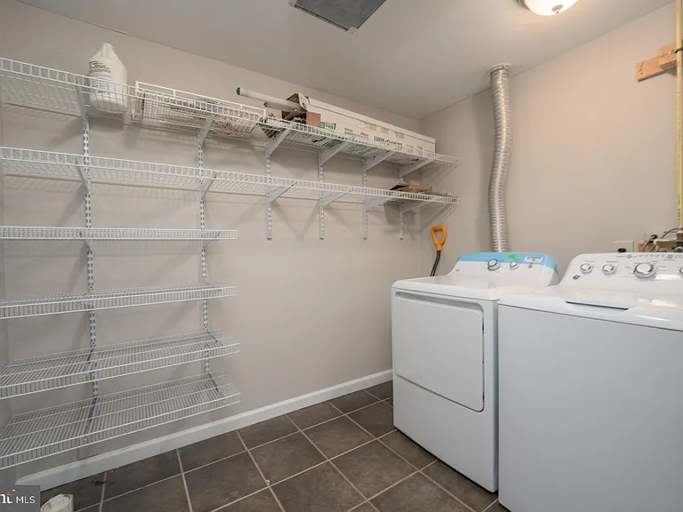 20821 Shamrock Glen Cir #804 — Photo 32