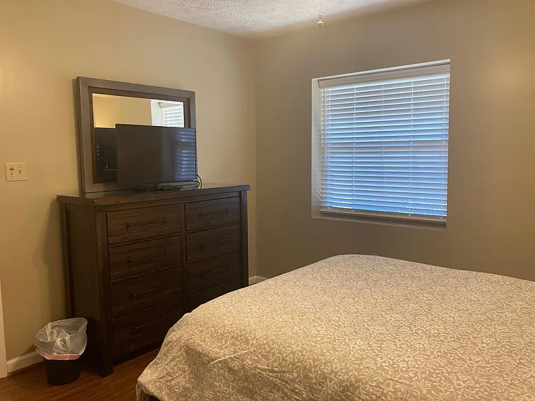 1332 W Andrew Johnson Hwy — Photo 10