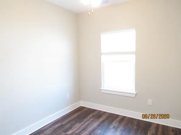 71 S Sand Palm Rd, Freeport, FL 32439