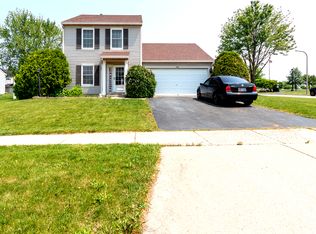 1370 Marleigh Ln, South Elgin, IL 60177
