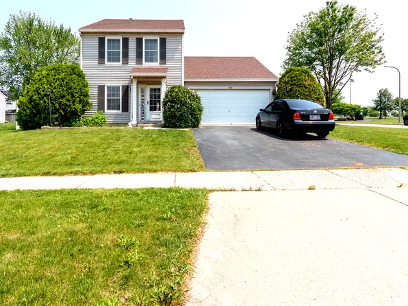 1370 Marleigh Ln, South Elgin, IL 60177