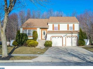 10 Peyton Ct, Marlton, NJ 08053