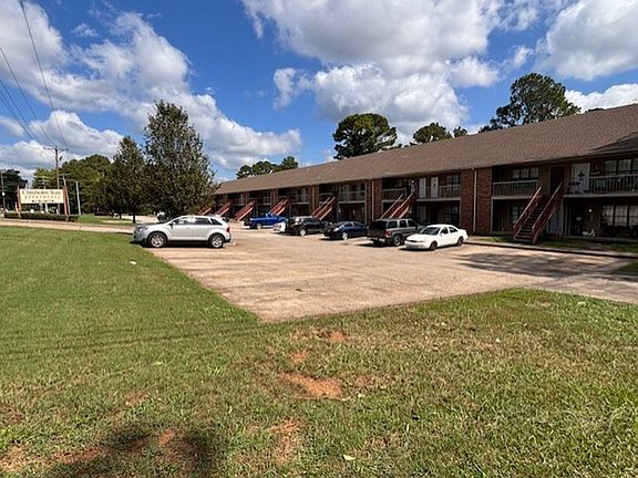 2nd image of 3788 Chisholm Rd APT 11