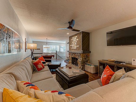2nd image of 2285 Sidewinder Dr #739