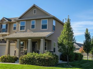 867 W Saddlebrook Dr, Kaysville, UT 84037