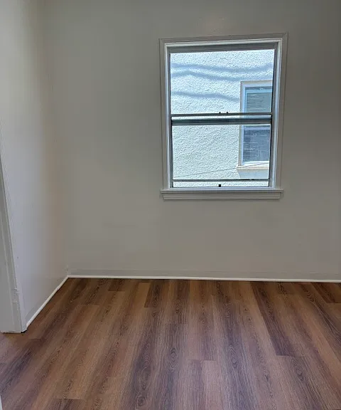 4261 1/2 Garthwaite Ave — Photo 11