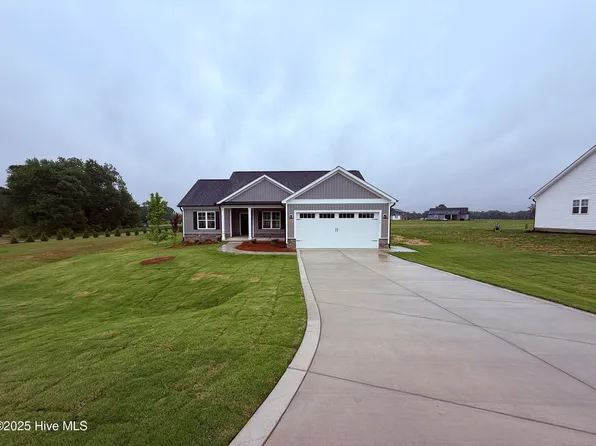 32 Tanseyleaf Drive, Smithfield, NC 27577