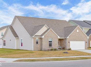 2751 Victory Dr, Columbus, IN 47203