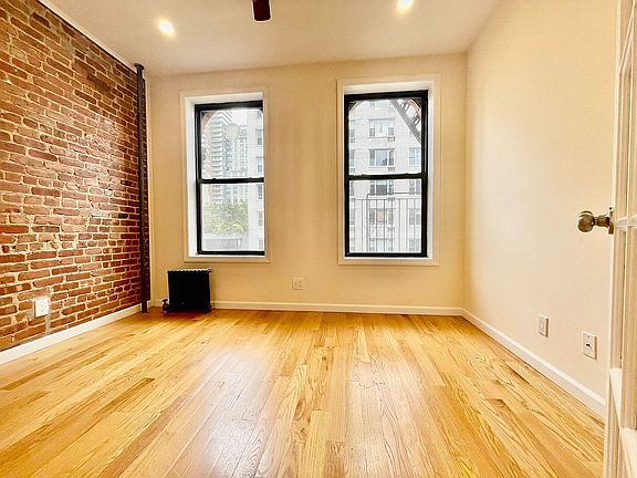 3rd image of 426 E 77th St APT 4W