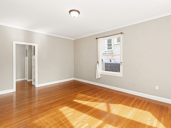 3rd image of 1595 Greenwich St