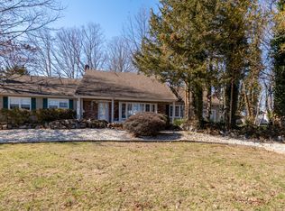 1 High Ridge Rd, Howell, NJ 07731