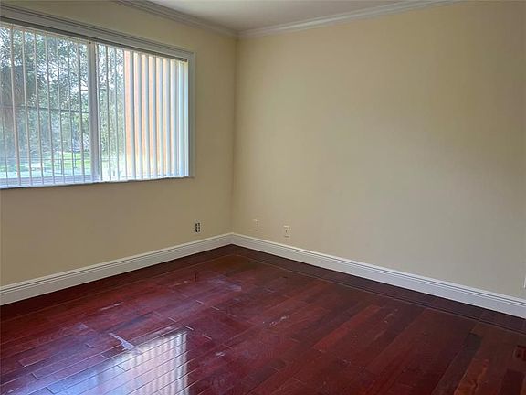4th image of 10773 Cleary Blvd APT 202