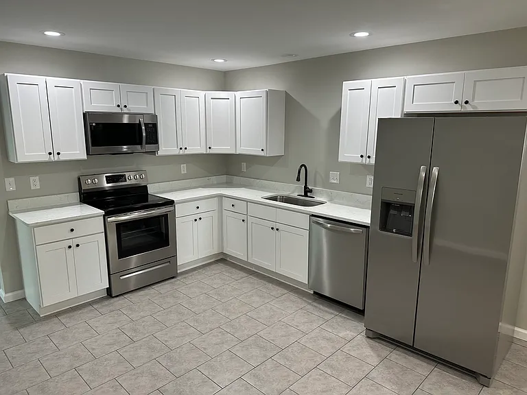 25145 Chestnut St — Photo 2