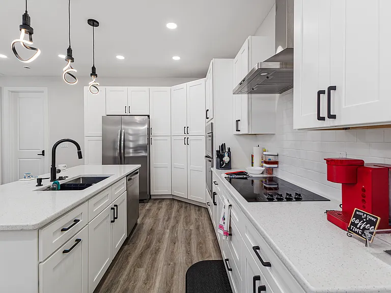 550 Battle Ave #550 — Photo 4
