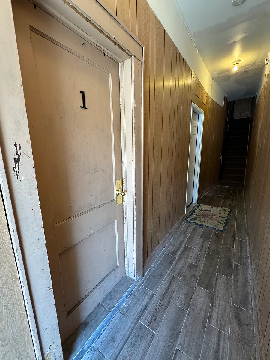 Building Photo - 304 W Westfield Ave #1