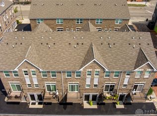 231 Brickstone Ct, Dayton, OH 45402