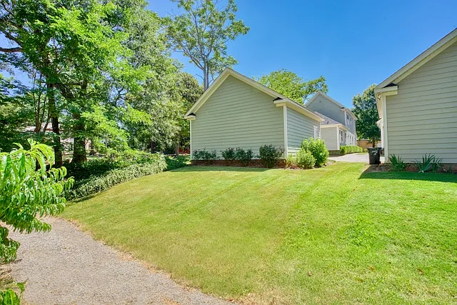305A Old Buncombe Rd — Photo 17