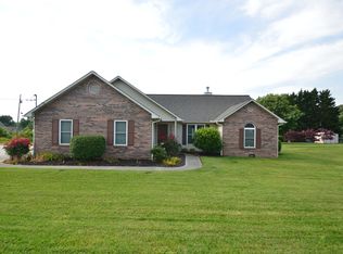 224 S Hobbs Rd, Knoxville, TN 37934