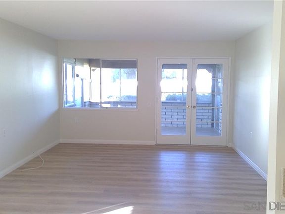 4th image of 16761 Meandro Dr