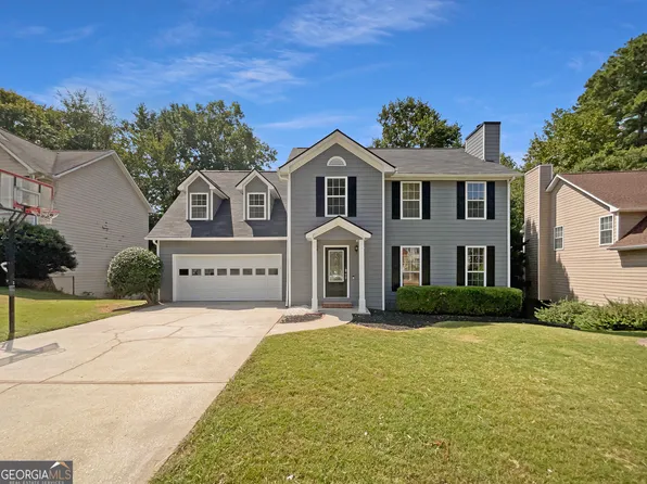 805 Suwanee Lakes Cir, Suwanee, GA 30024