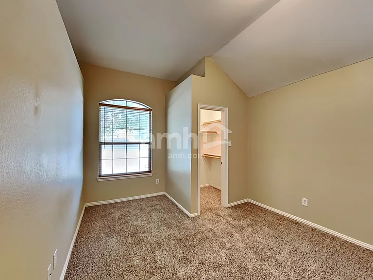 702 Bethany Lake Blvd — Photo 15
