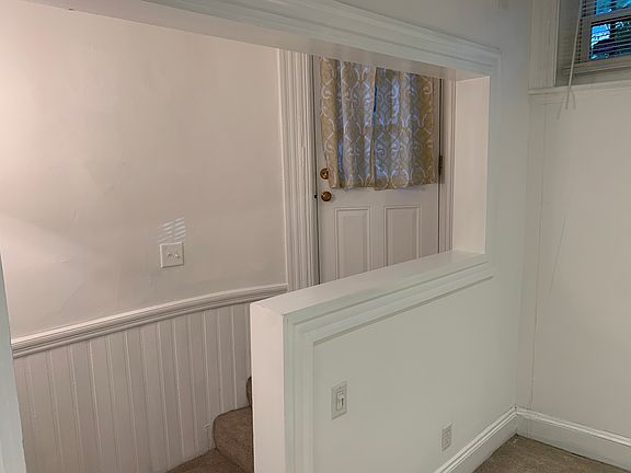 2nd image of 377 Commonwealth Ave #2B