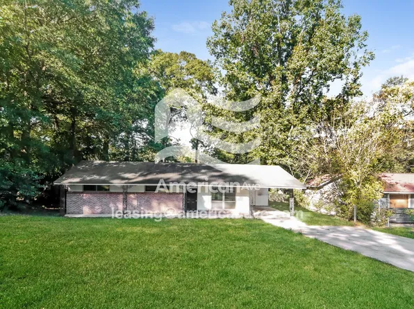 939 Rosewood Dr, Columbus, GA 31907