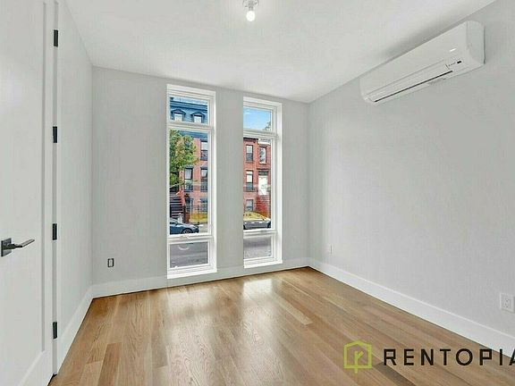 5th image of 58 Palmetto St #103